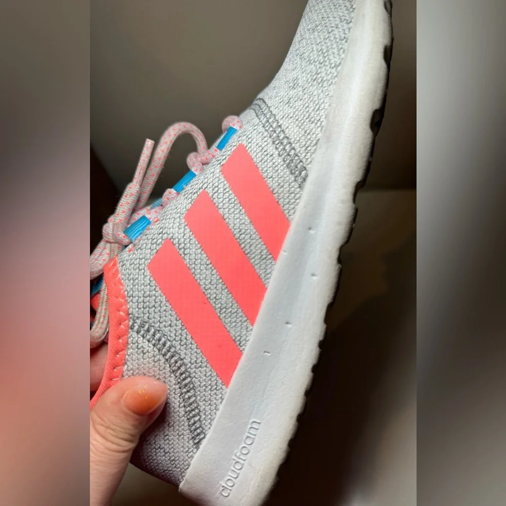Kids 5 | Adidas | Cloudfoam Sneakers